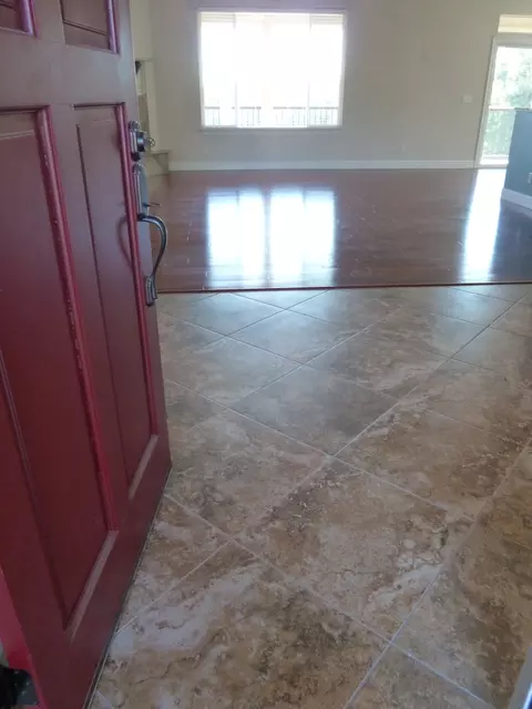 871 Collyer, Redding, CA 96002 photo 5