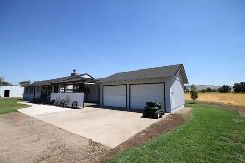 11728 Schafer Ave, Red Bluff, CA 96080 photo 1