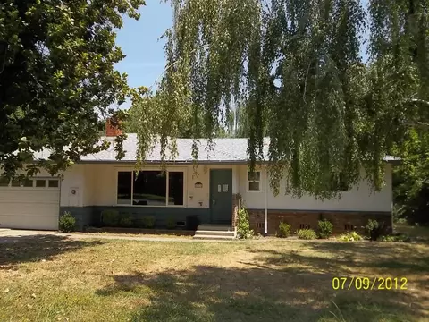 5173 Bidwell Rd, Redding, CA 96001 photo 1