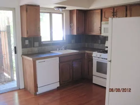 3470 Summit Dr, Redding, CA 96001 photo 4