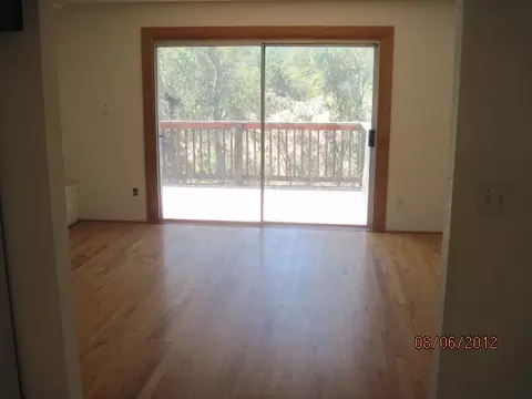 3470 Summit Dr, Redding, CA 96001 photo 2
