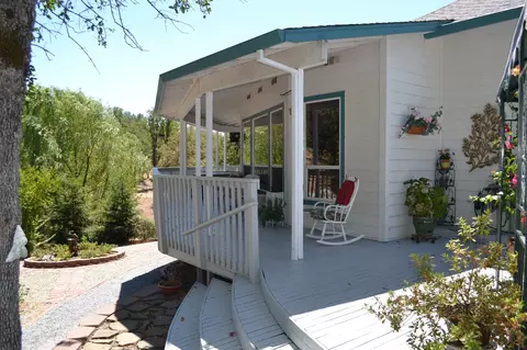 13249 Luna, Redding, CA 96003 photo 36