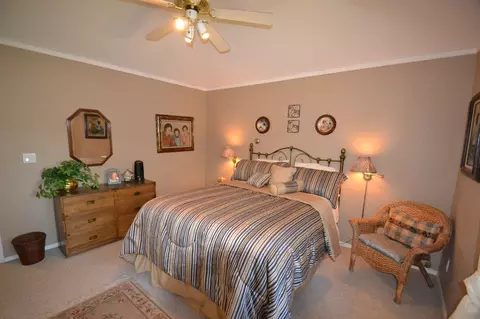13249 Luna, Redding, CA 96003 photo 12