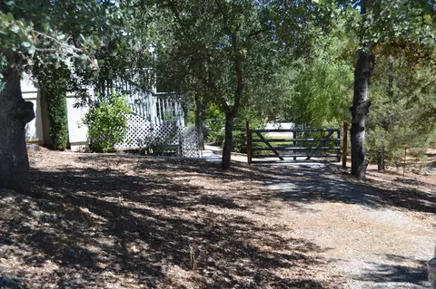 13249 Luna, Redding, CA 96003 photo 30