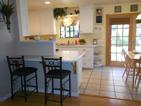 2600 Holly St, Anderson, CA 96007 photo 4