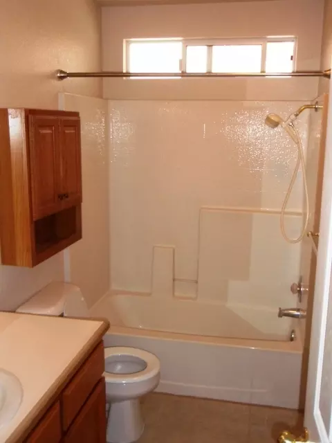 1817 Trumpet, Redding, CA 96003 photo 9