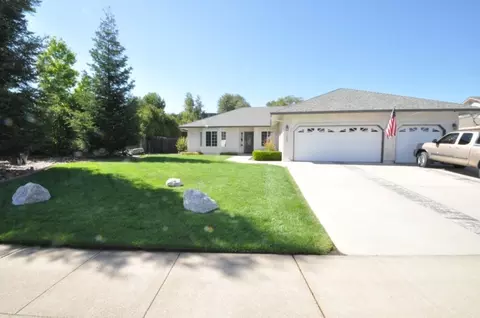 4436 Quinton Dr, Redding, CA 96001 photo 2