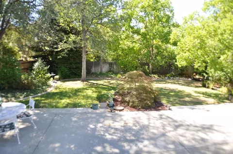 4140 Saratoga Dr, Redding, CA 96002 photo 15