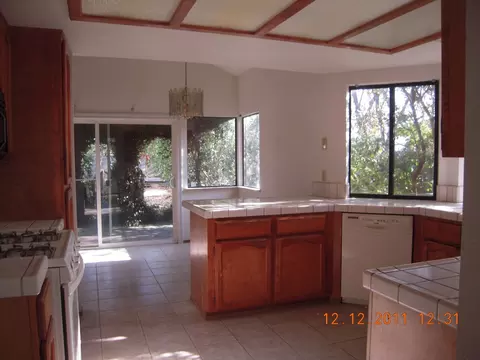 531 Armando Ave, Redding, CA 96003 photo 2