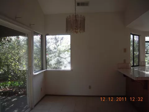 531 Armando Ave, Redding, CA 96003 photo 4