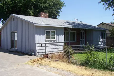 710 Center Ave, Red Bluff, CA 96080 photo 1
