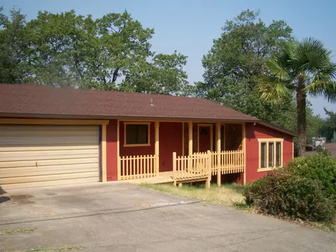 1392 Ridge Dr, Redding, CA 96001 photo 1