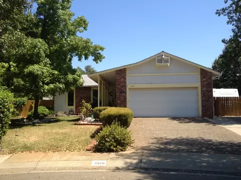 3929 Elin Ct, Redding, CA 96002 photo 1