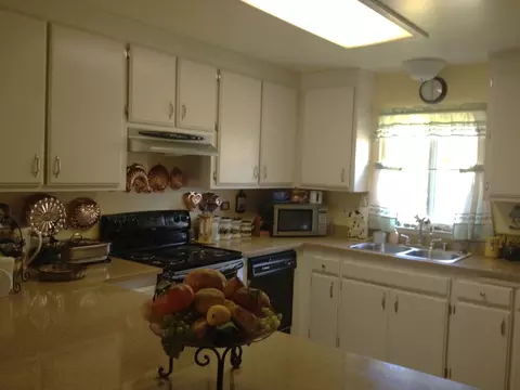 3929 Elin Ct, Redding, CA 96002 photo 14