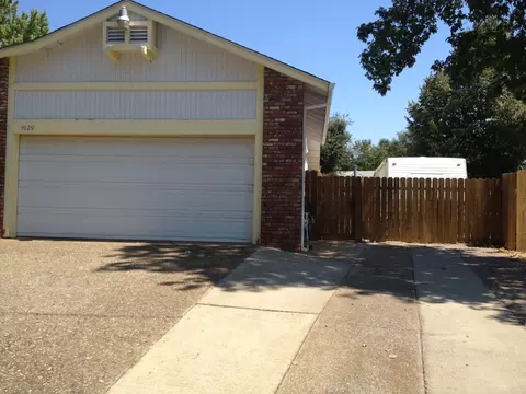 3929 Elin Ct, Redding, CA 96002 photo 4