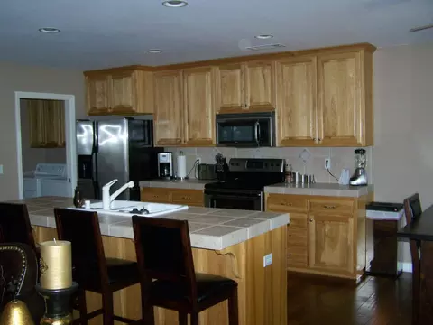 1054 Spring Ridge Dr, Redding, CA 96003 photo 4