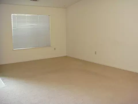 538 Julian St, Redding, CA 96003 photo 5
