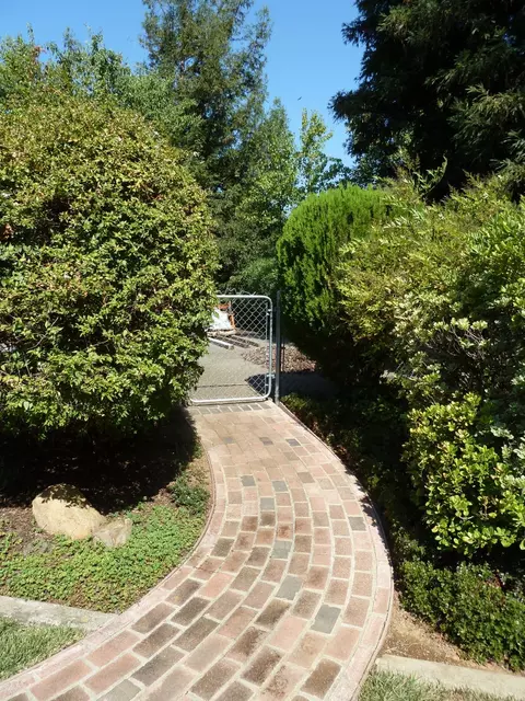 1675 Filaree Dr, Redding, CA 96002 photo 18