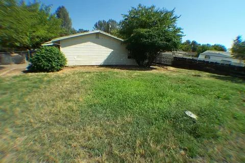 1590 Oakdale, Redding, CA 96002 photo 33