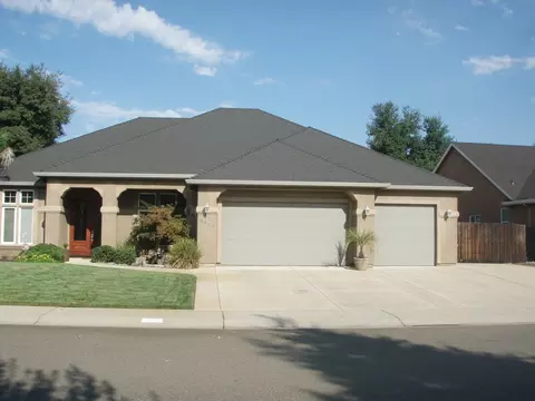 4467 Yellowstone, Redding, CA 96002 photo 7