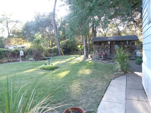 6130 Emerald Ln, Redding, CA 96001 photo 6