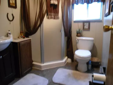6130 Emerald Ln, Redding, CA 96001 photo 26