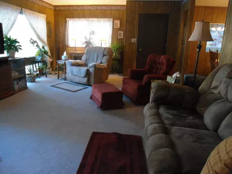 6130 Emerald Ln, Redding, CA 96001 photo 16