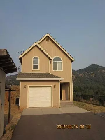 22082 Loop Dr, Redding, CA 96003 photo 1