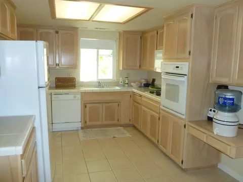 1743 Veracruz Trl, Redding, CA 96003 photo 4