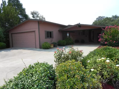 1600 Ridge Dr, Redding, CA 96001 photo 1