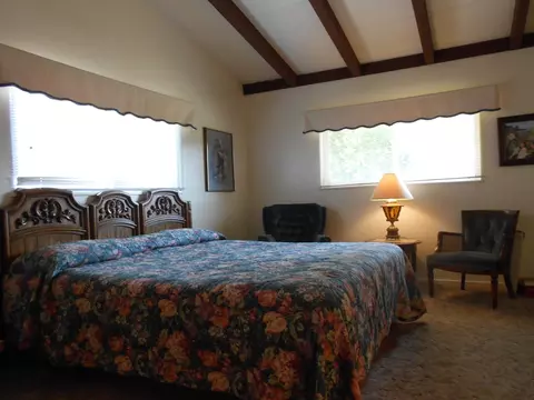 1600 Ridge Dr, Redding, CA 96001 photo 8