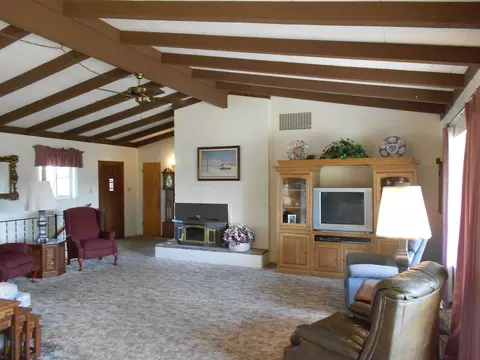 1600 Ridge Dr, Redding, CA 96001 photo 5
