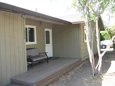 1666 Ridge Dr, Redding, CA 96001 photo 2