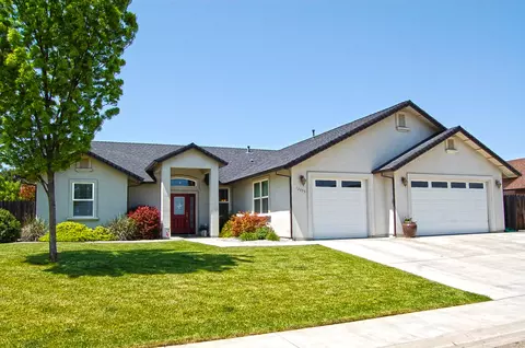 12895 Ivy Ln, Red Bluff, CA 96080 photo 1