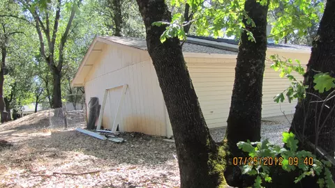12079 Old Oregon Trl, Redding, CA 96003 photo 10