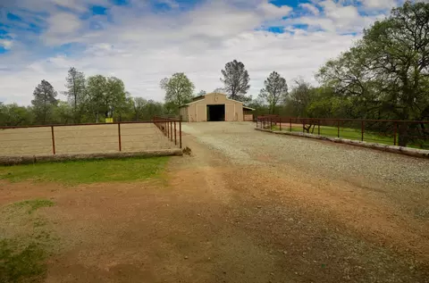 9951 Logan Rd, Redding, CA 96003 photo 22