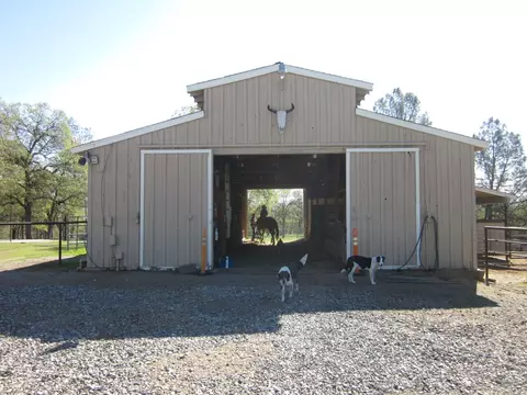 9951 Logan Rd, Redding, CA 96003 photo 28