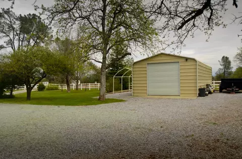 9951 Logan Rd, Redding, CA 96003 photo 84