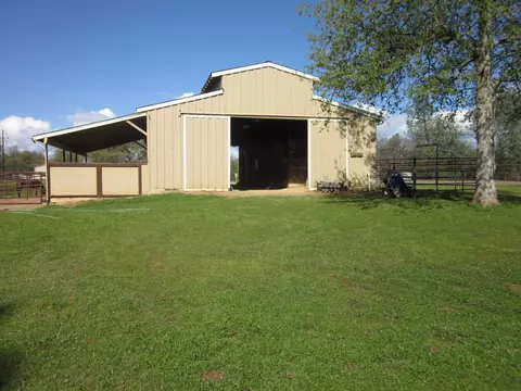 9951 Logan Rd, Redding, CA 96003 photo 31