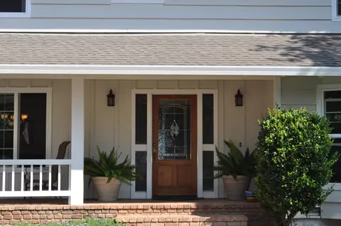 3230 Forest Hills Dr, Redding, CA 96002 photo 2