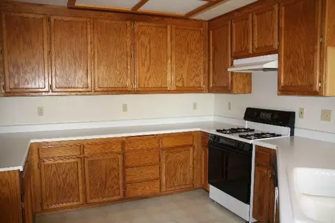 3645 Stokes Ct, Redding, CA 96001 photo 8