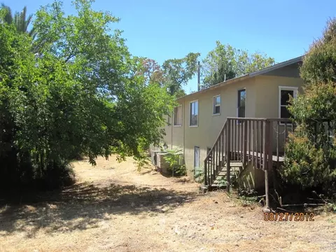 1911 West St, Redding, CA 96001 photo 3