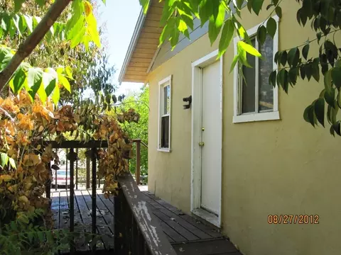1911 West St, Redding, CA 96001 photo 2