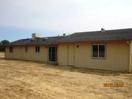 19476 Davidson Ln, Anderson, CA 96007 photo 3