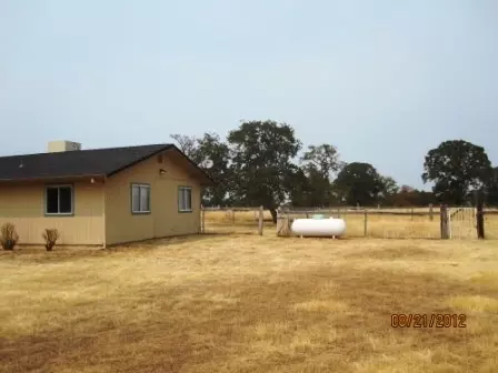 19476 Davidson Ln, Anderson, CA 96007 photo 4