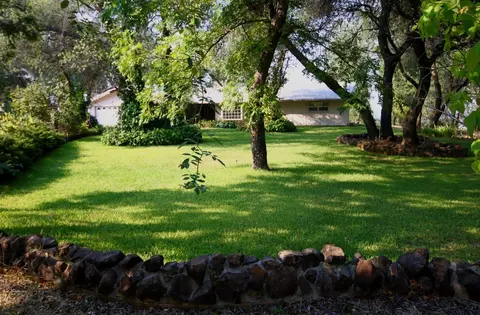 16002 Setting Sun Dr, Anderson, CA 96007 photo 2