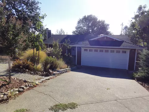 1669 Cessna Ct, Redding, CA 96001 photo 1