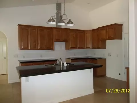 18630 Ogden Dr, Redding, CA 96003 photo 4