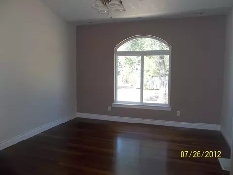18630 Ogden Dr, Redding, CA 96003 photo 7