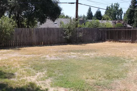 2351 Nebula St, Redding, CA 96002 photo 9